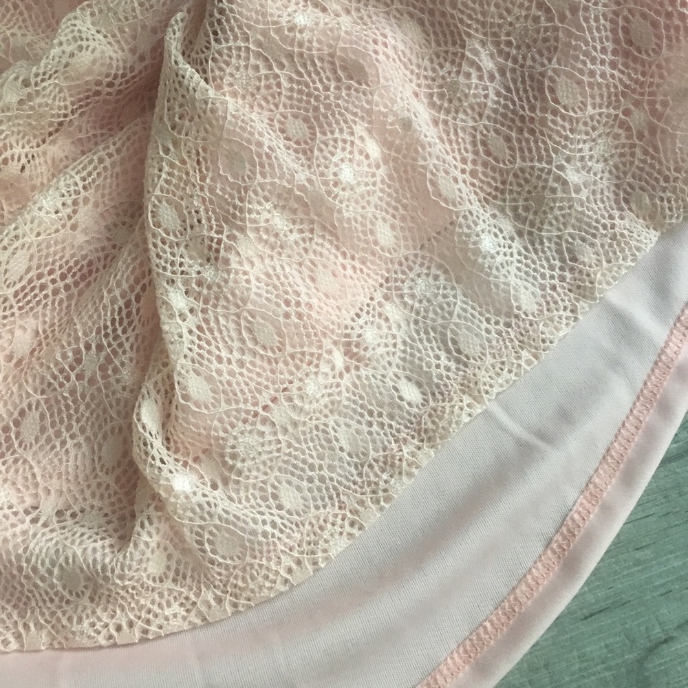 NWT! WinWin Light Pink High Neck Lace Halter Dress - Picture 4 of 5